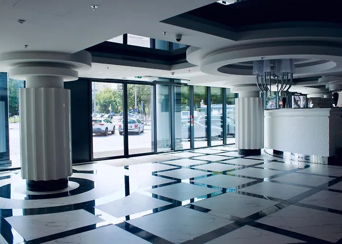 Hanza Tower -M&M Luxury Apartment