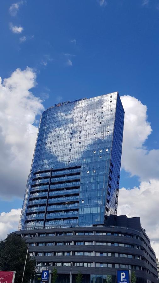 Hanza Tower -m&m Luxury