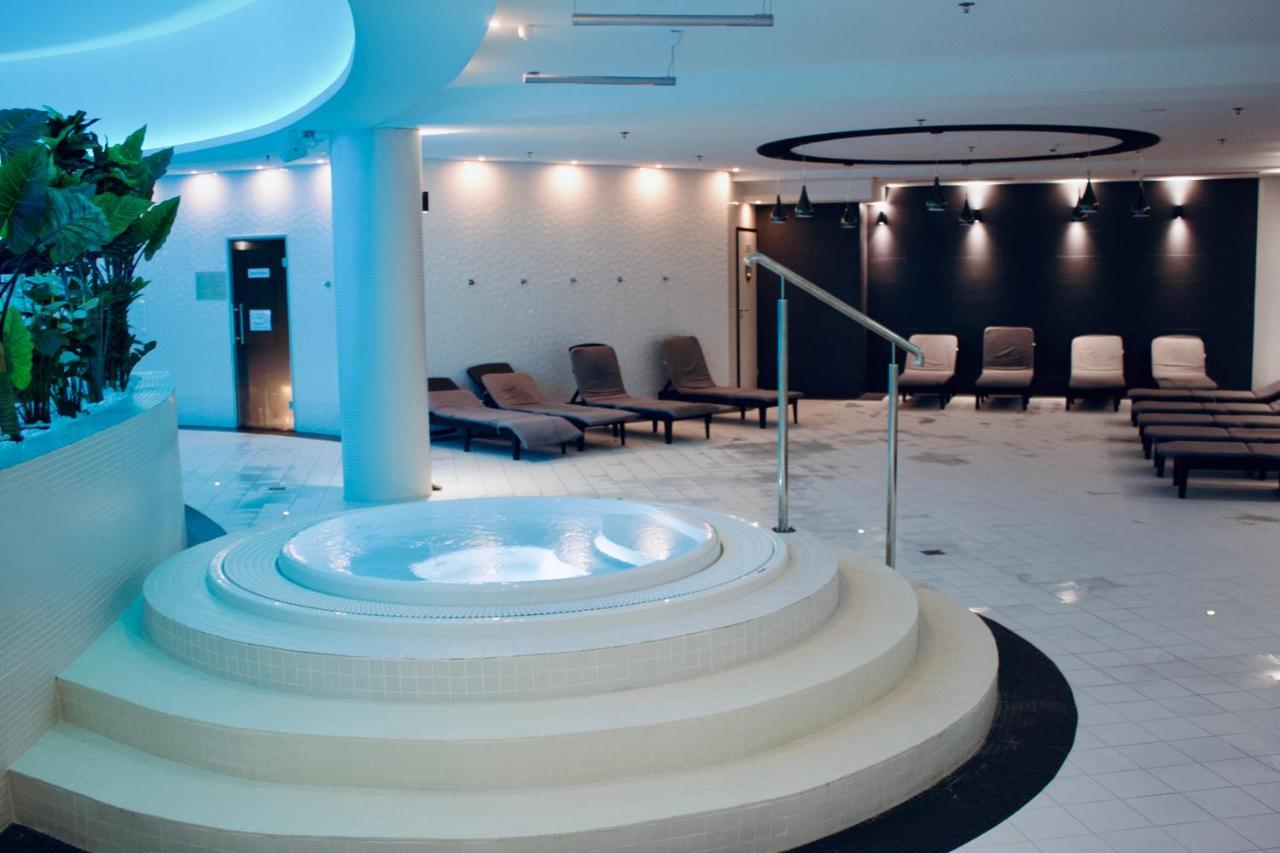 Hanza Tower -m&m Luxury Szczecin